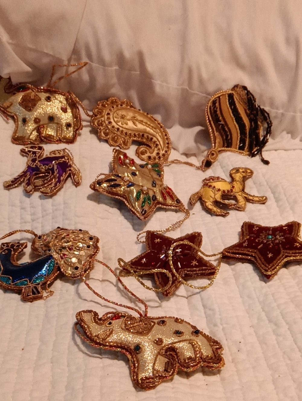 Gold Embellished Holiday Hanging Decorations - Gold and Red/10..(02)